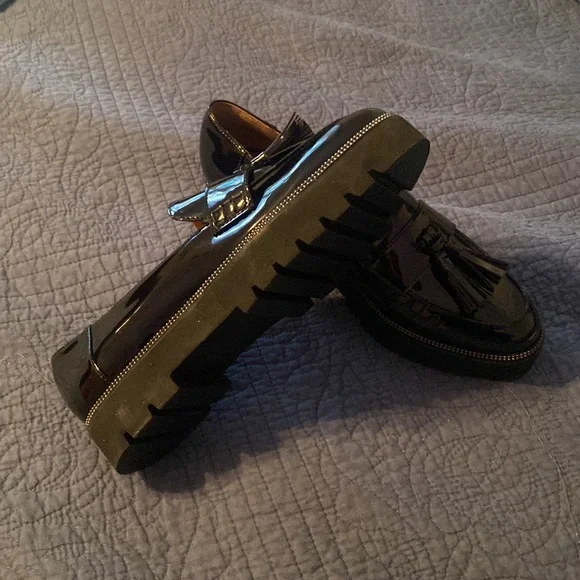 EUC | Franco Sarto Black Patent Leather Loafers | Size 8 1/2 (no box) - Picture 3 of 3